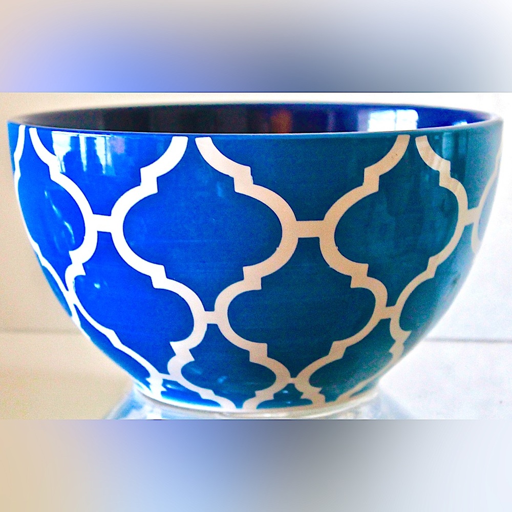 COVENTRY ARABESQUE BLUE NESTLING BOWL 10 IN BLUE WHITE NEW